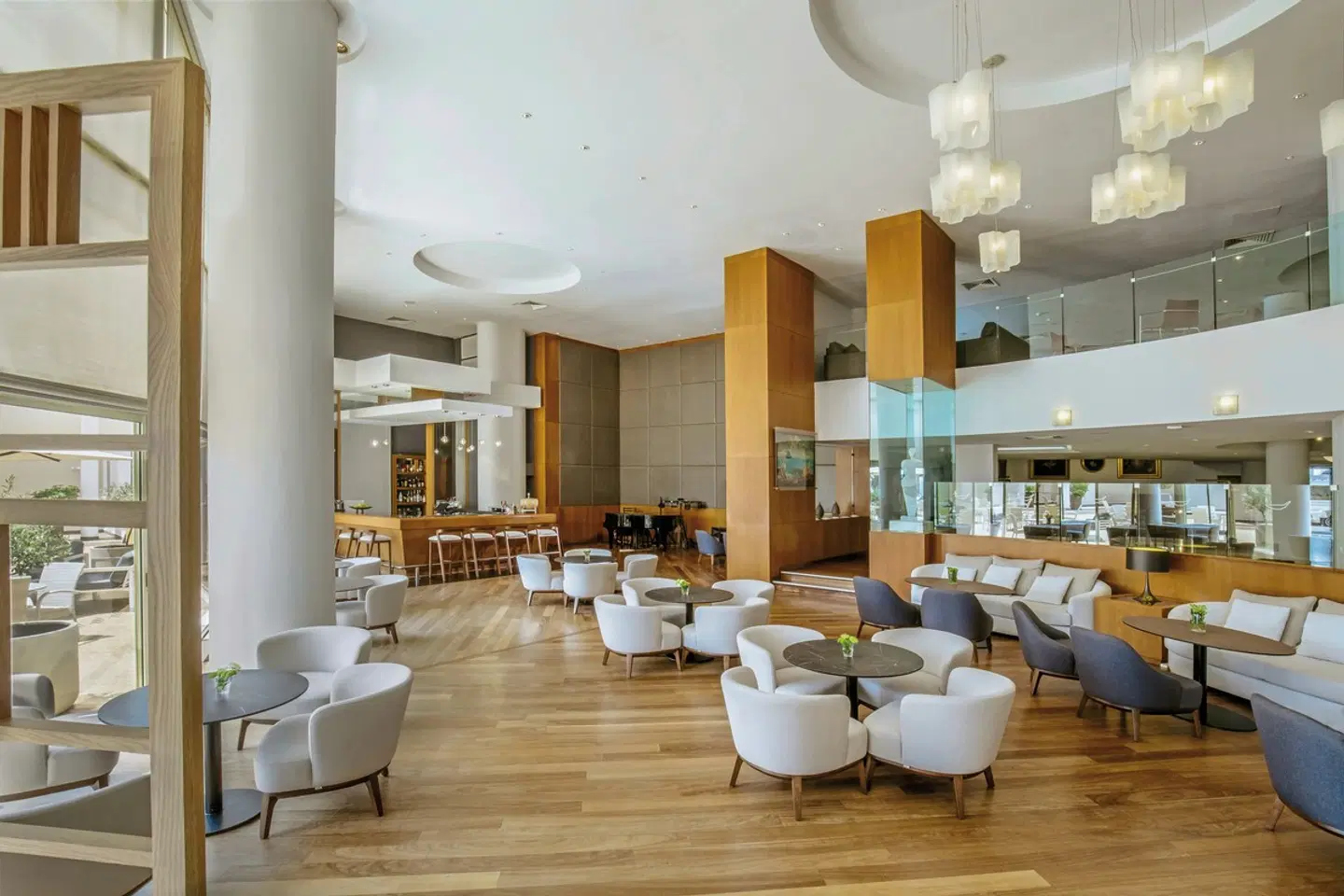 The Golden Bay Beach LOUNGE_LOBBY