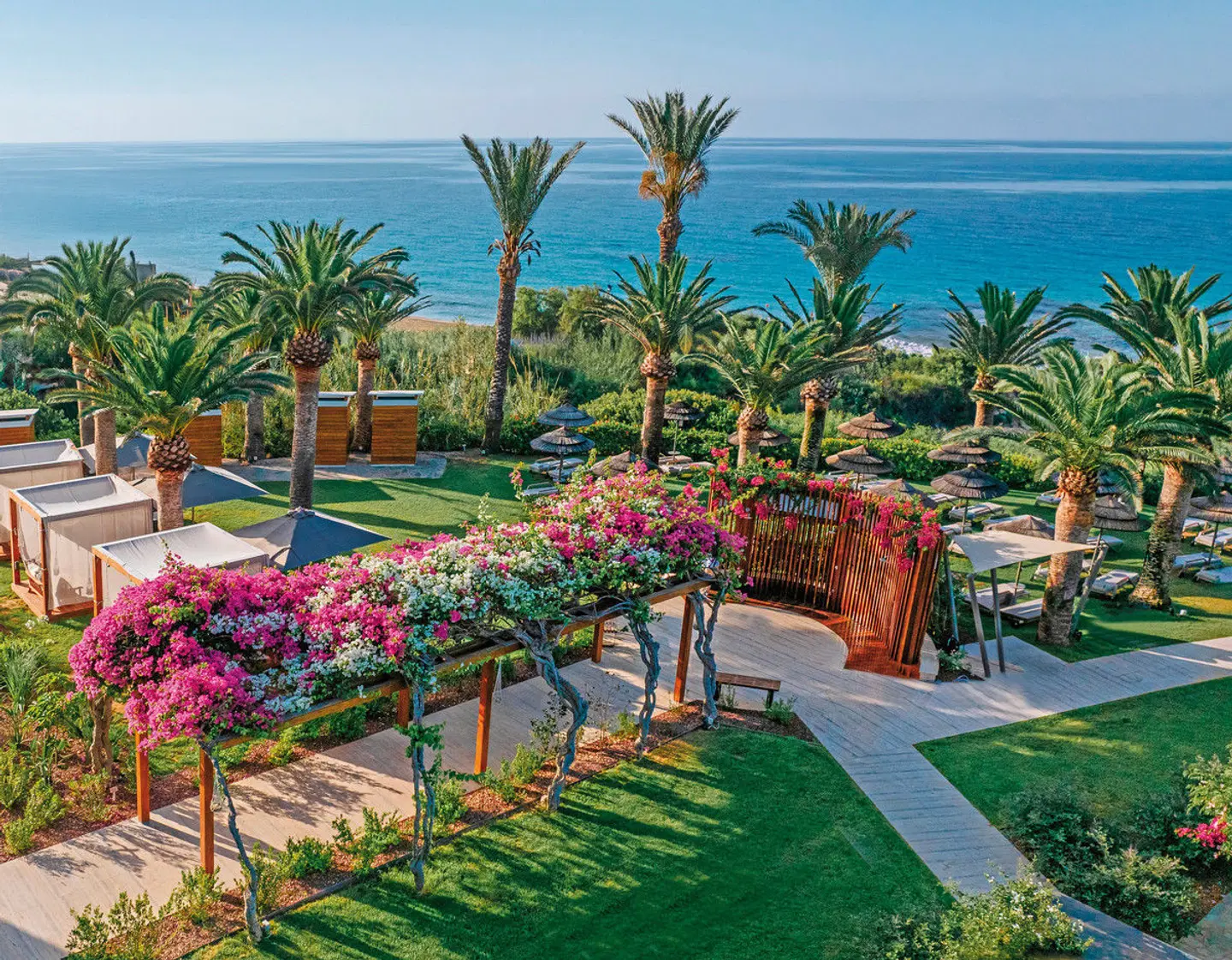 Alion Beach Hotel Garten