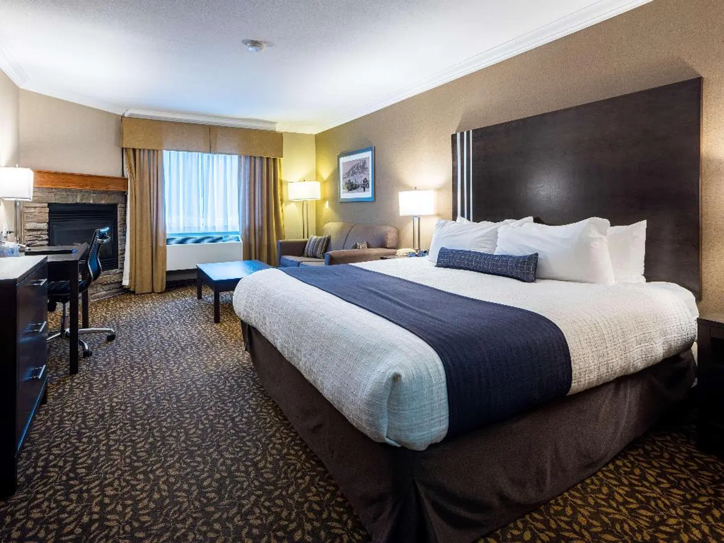 Best Western PLUS Fernie Mountain Lodge ROOM_EXAMPLE