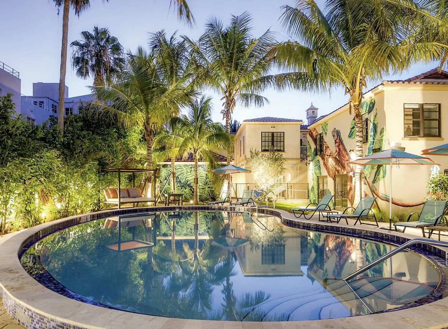 Generator Miami OUTDOOR_POOL