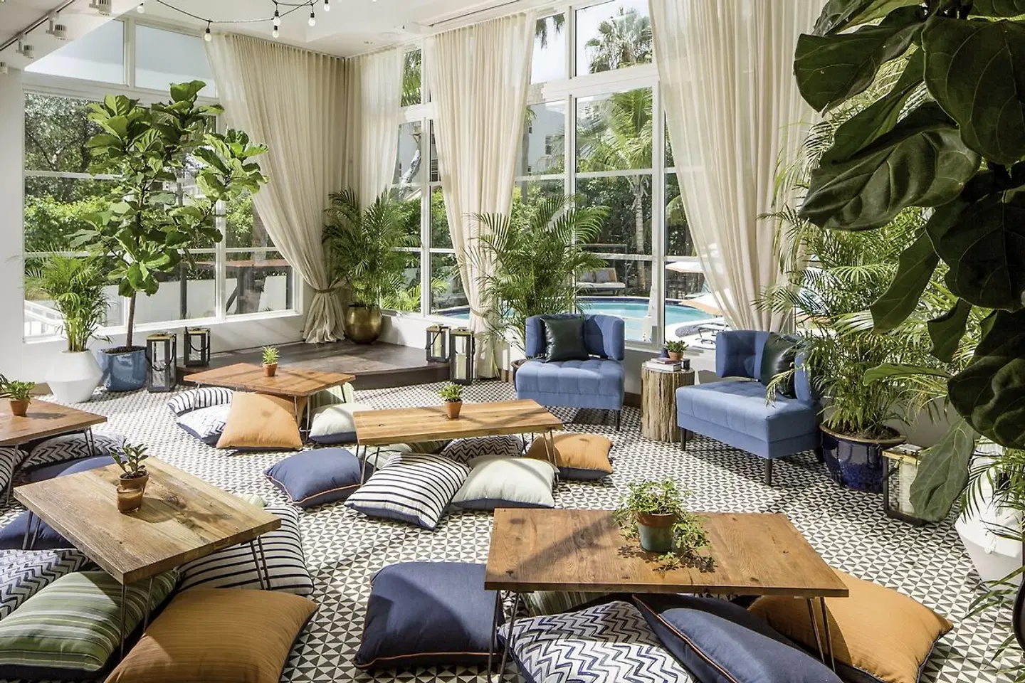 Generator Miami LOUNGE_LOBBY