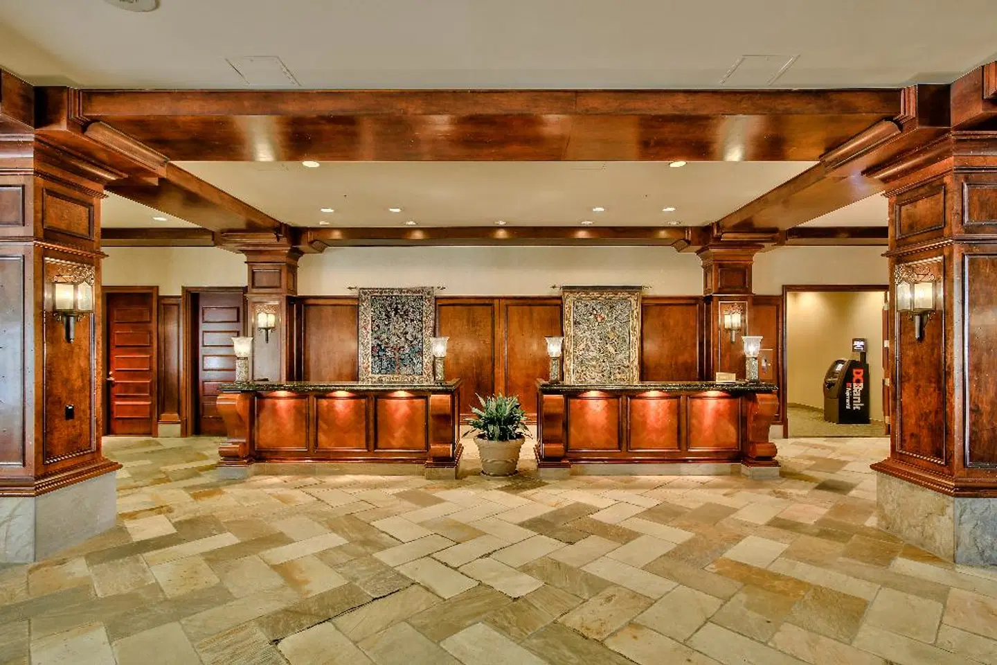 Sun Peaks Grand Hotel & Conference Centre LOUNGE_LOBBY