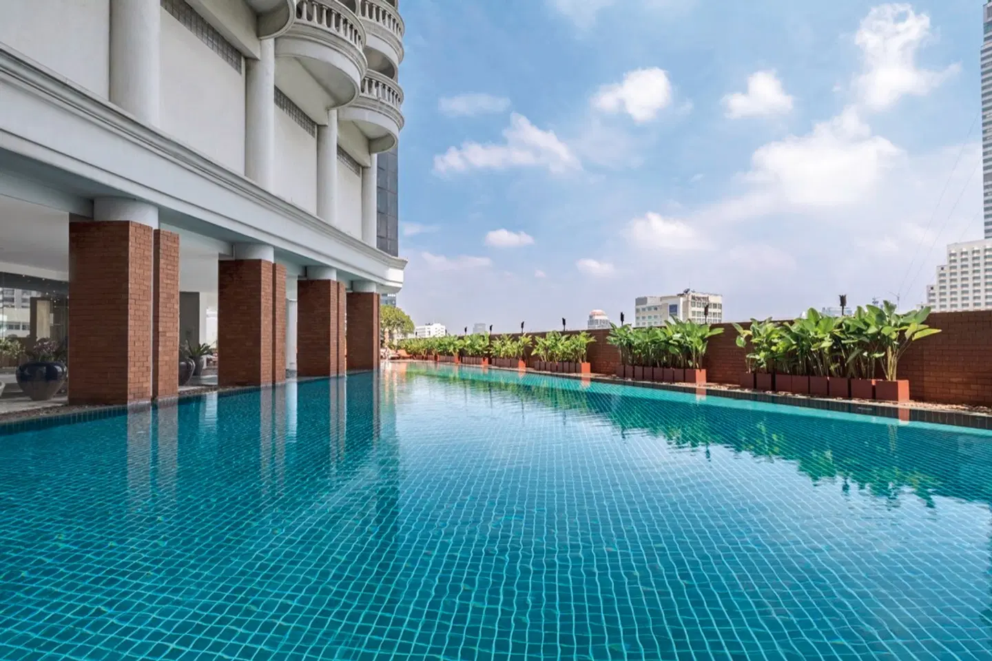Tower Club at Lebua OUTDOOR_POOL