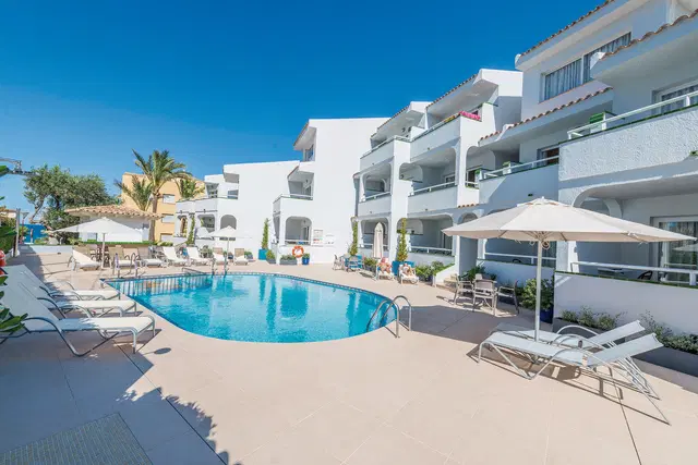 Vista Park OUTDOOR_POOL