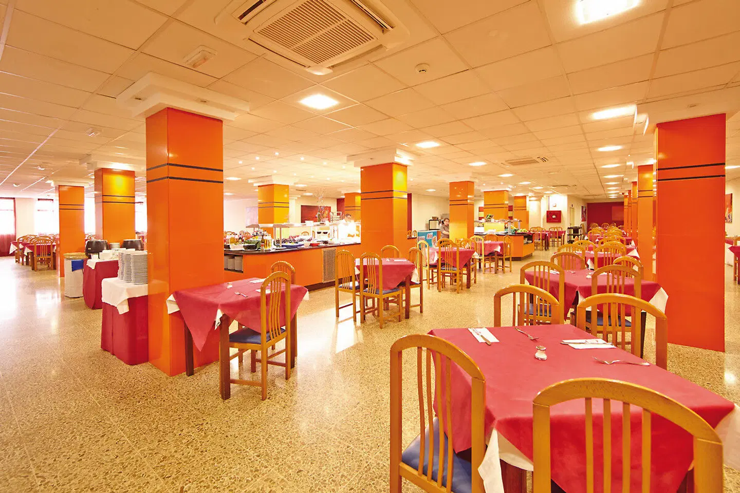 MLL Caribbean Bay Restaurant