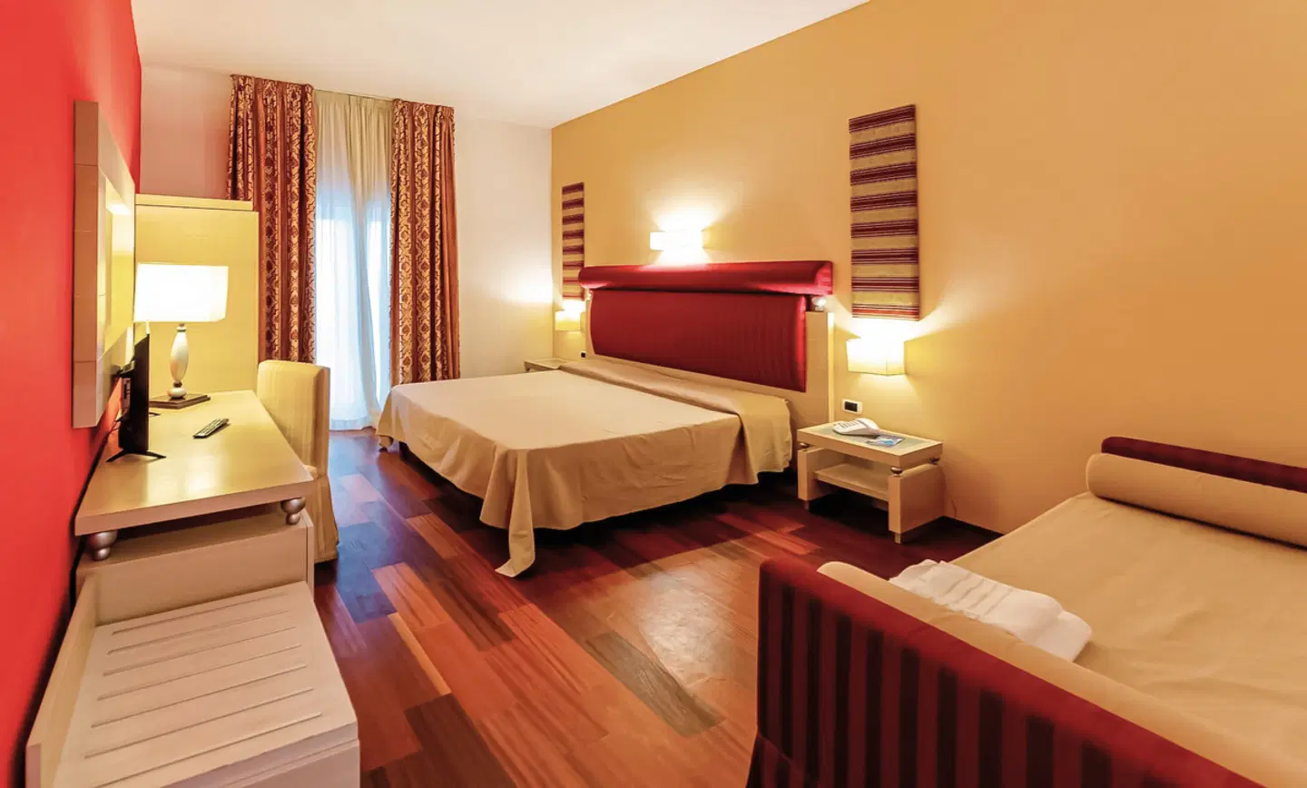 Santa Lucia Le Sabbie d'Oro ROOM_EXAMPLE