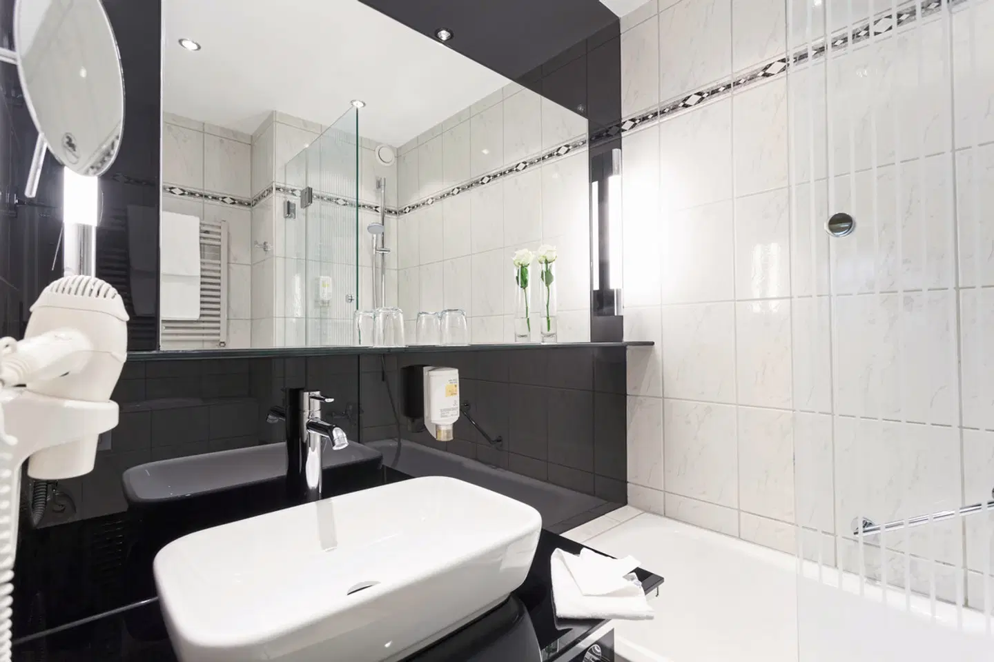 Sauerland Stern Hotel Badezimmer