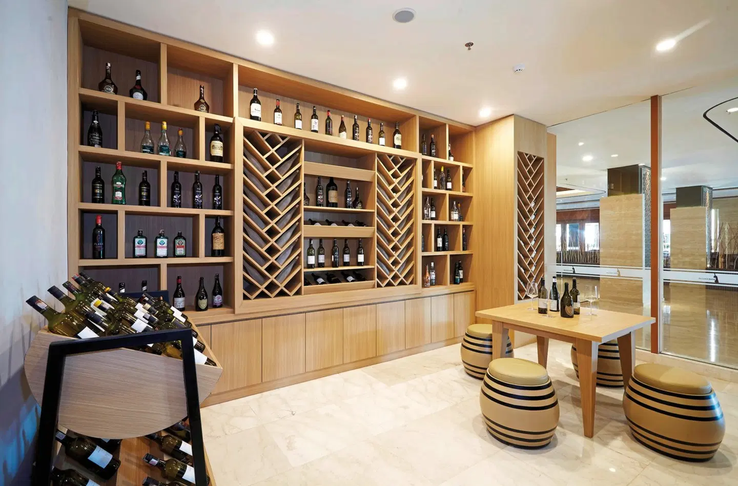 Platinum Hotel Jimbaran Beach Bali Bar