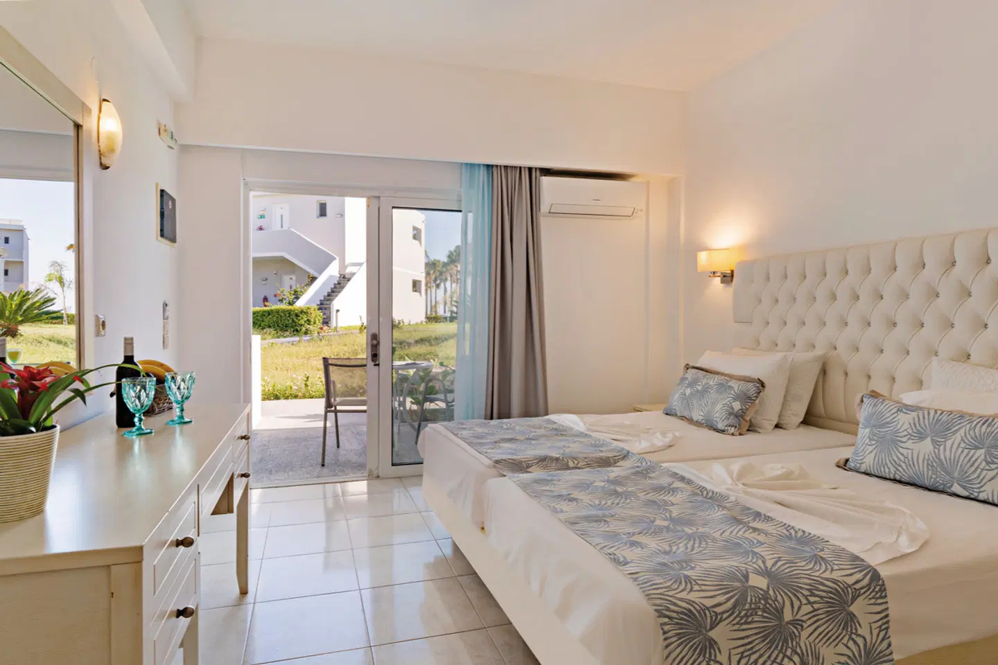 Delfina Tropic Beach ROOM_EXAMPLE