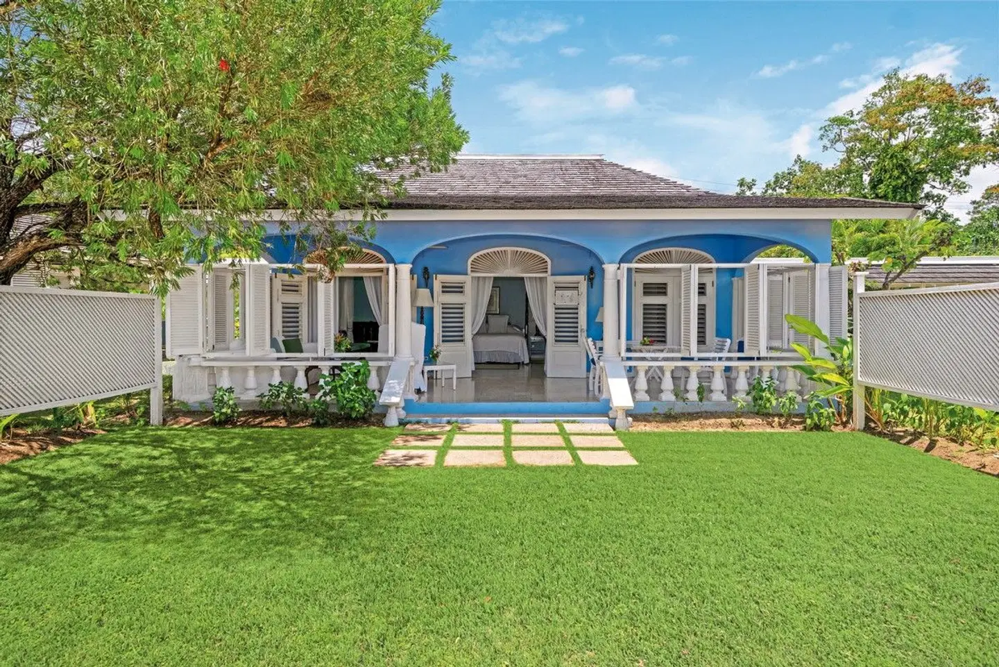 Jamaica Inn EXTERIOR