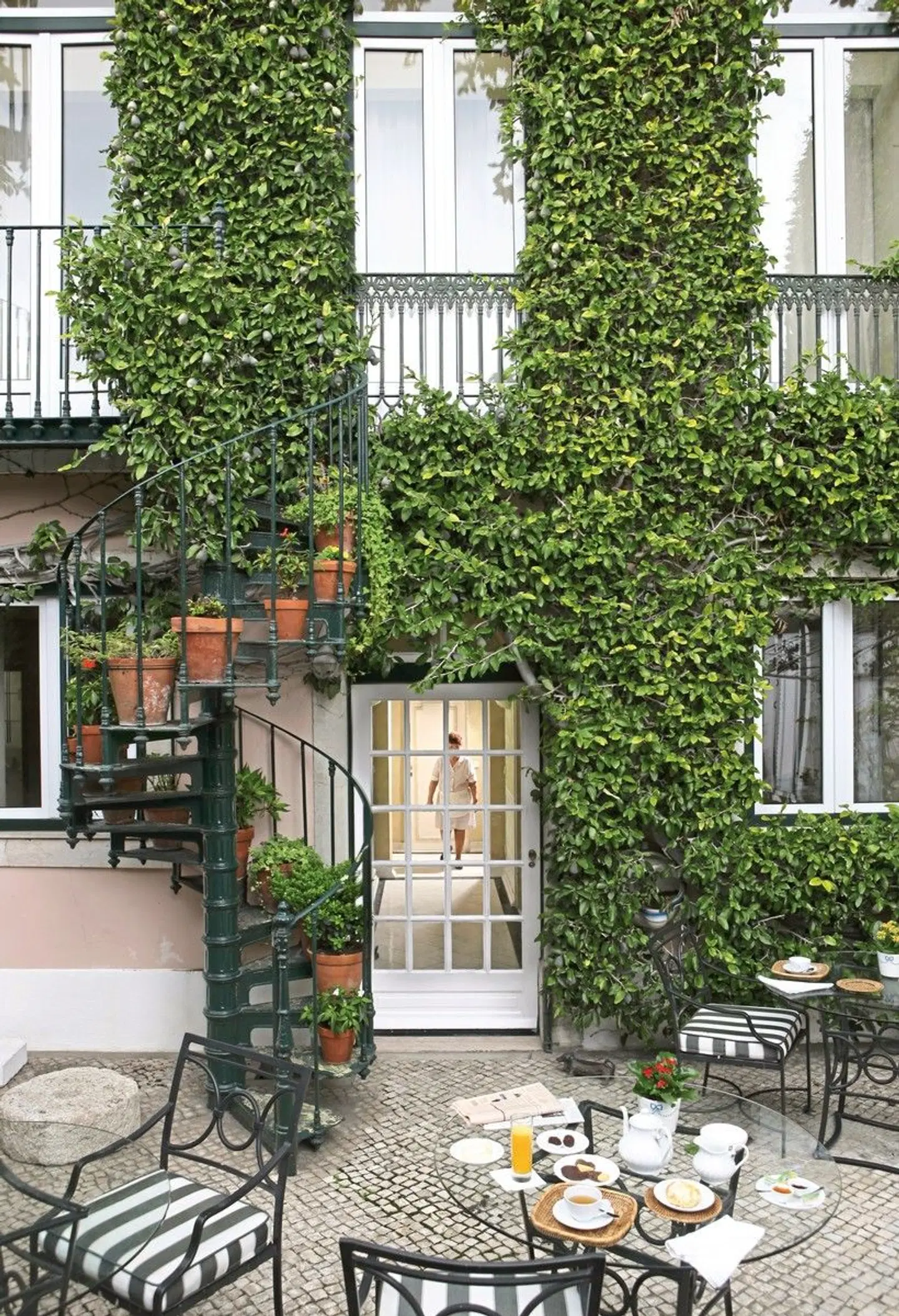 As Janelas Verdes LOUNGE_LOBBY