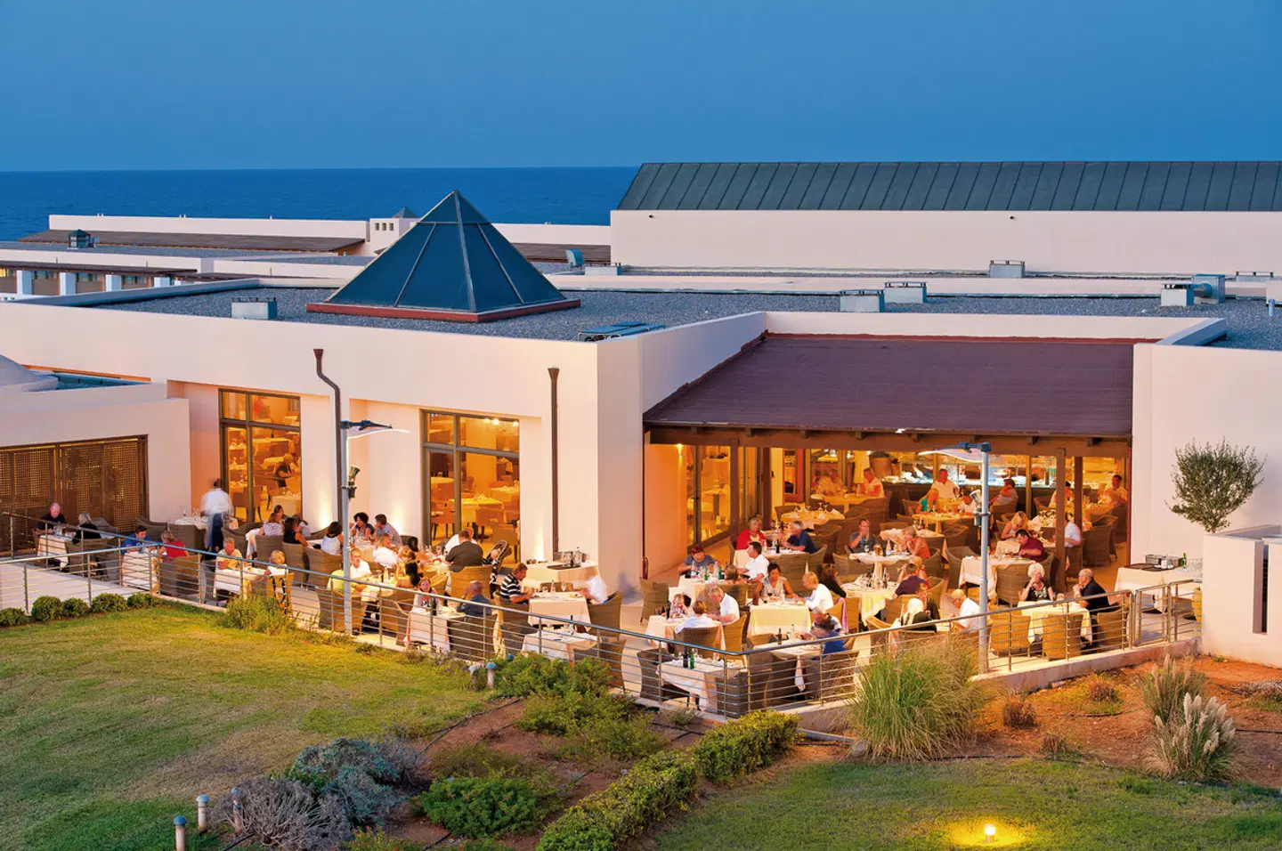 Giannoulis Cavo Spada Luxury Sports & Leisure Resort & Spa Terrasse