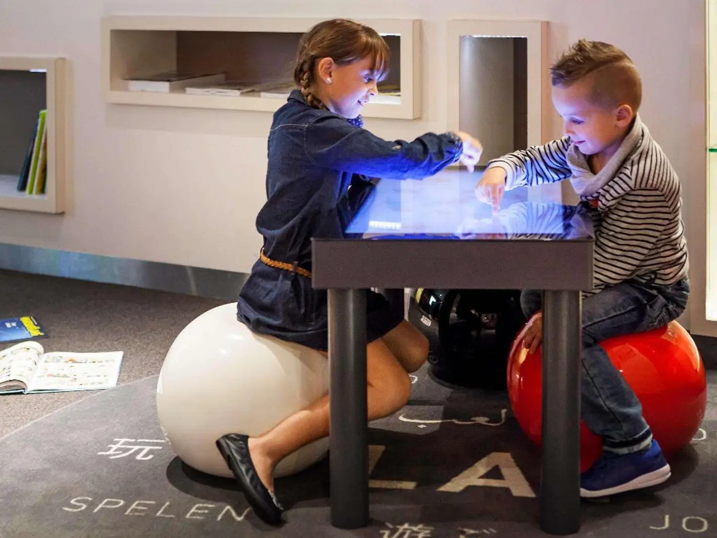 Novotel Paris La Défense PEOPLE