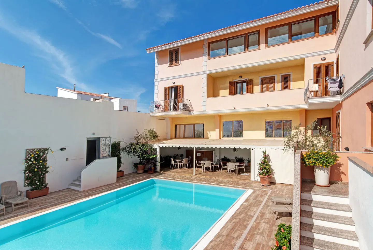 Residence Cristal Blu OUTDOOR_POOL