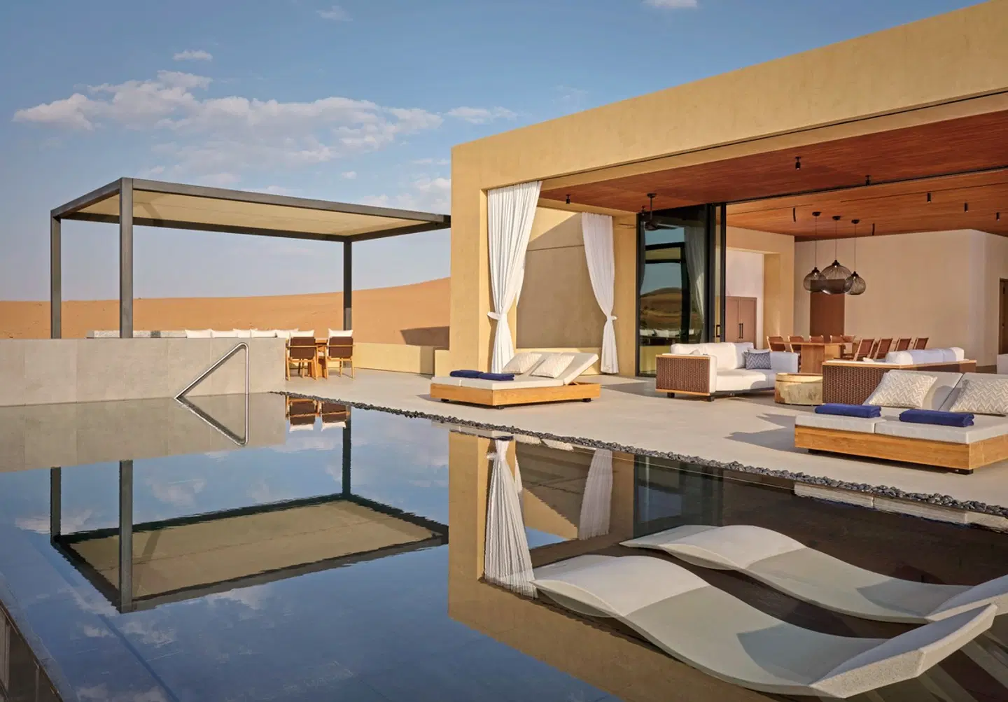 The Ritz-Carlton, Ras Al Khaimah, Al Wadi Desert Terrasse