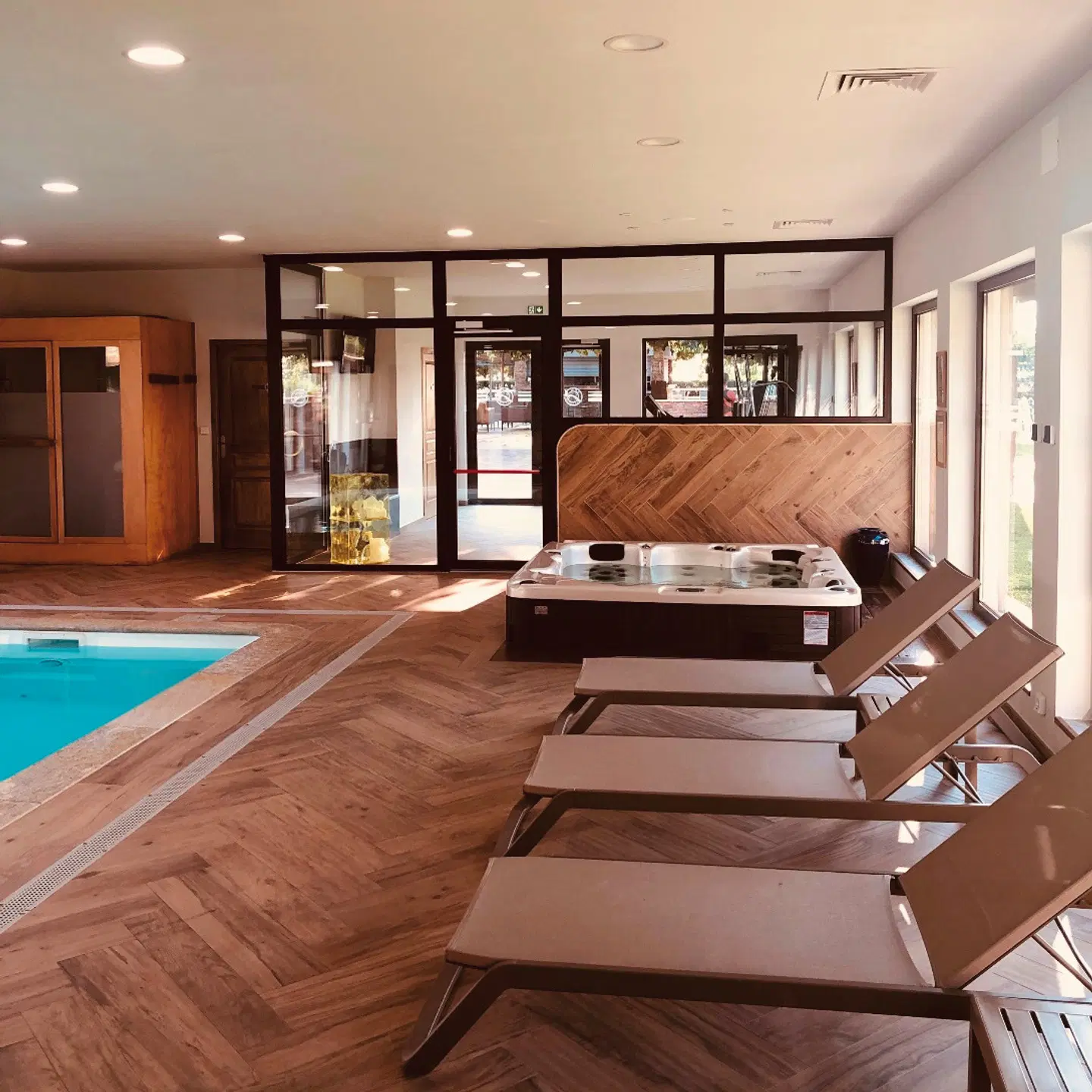 La Lagune HEALTH_BEAUTY