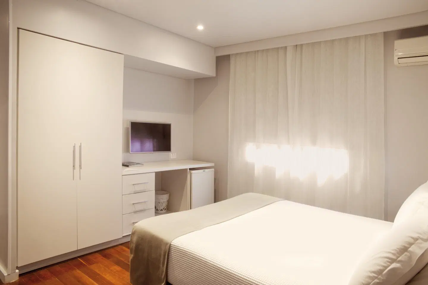 Sanma Hotel ROOM_EXAMPLE