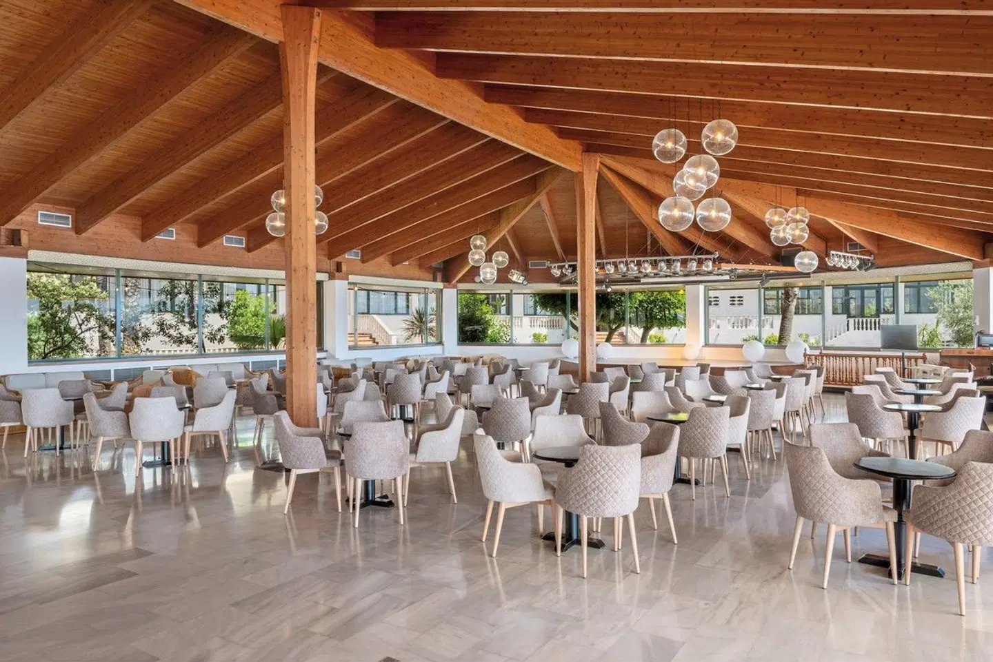 Valentin Son Bou Restaurant