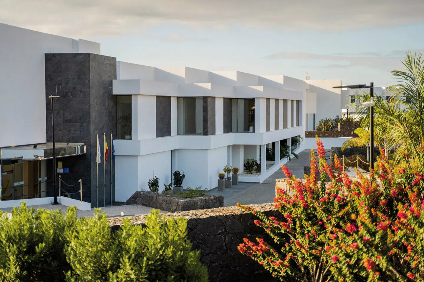 Royal Marina Suites Boutique Hotel EXTERIOR