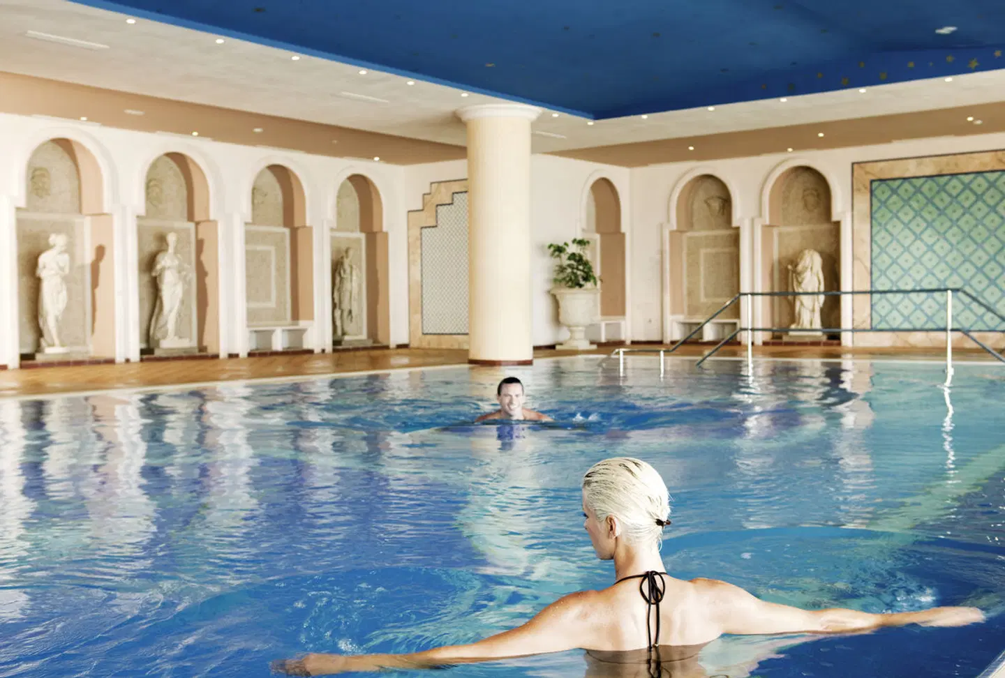 Occidental Marco Polo Hallenbad