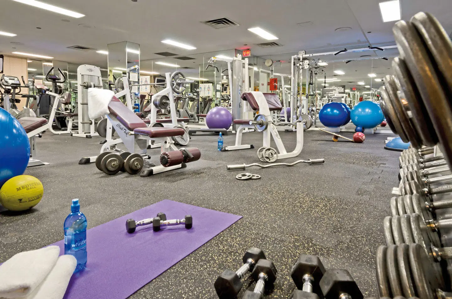 The Sutton Place Hotel Vancouver SPORTS_AND_LEISURE