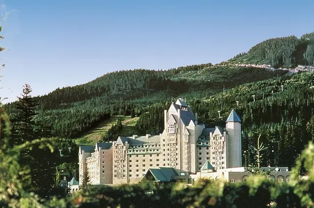 Fairmont Chateau Whistler Resort EXTERIOR