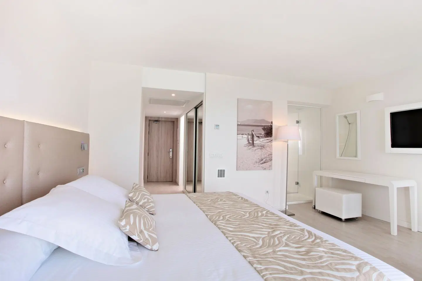 Iberostar Waves Cala Millor ROOM_EXAMPLE