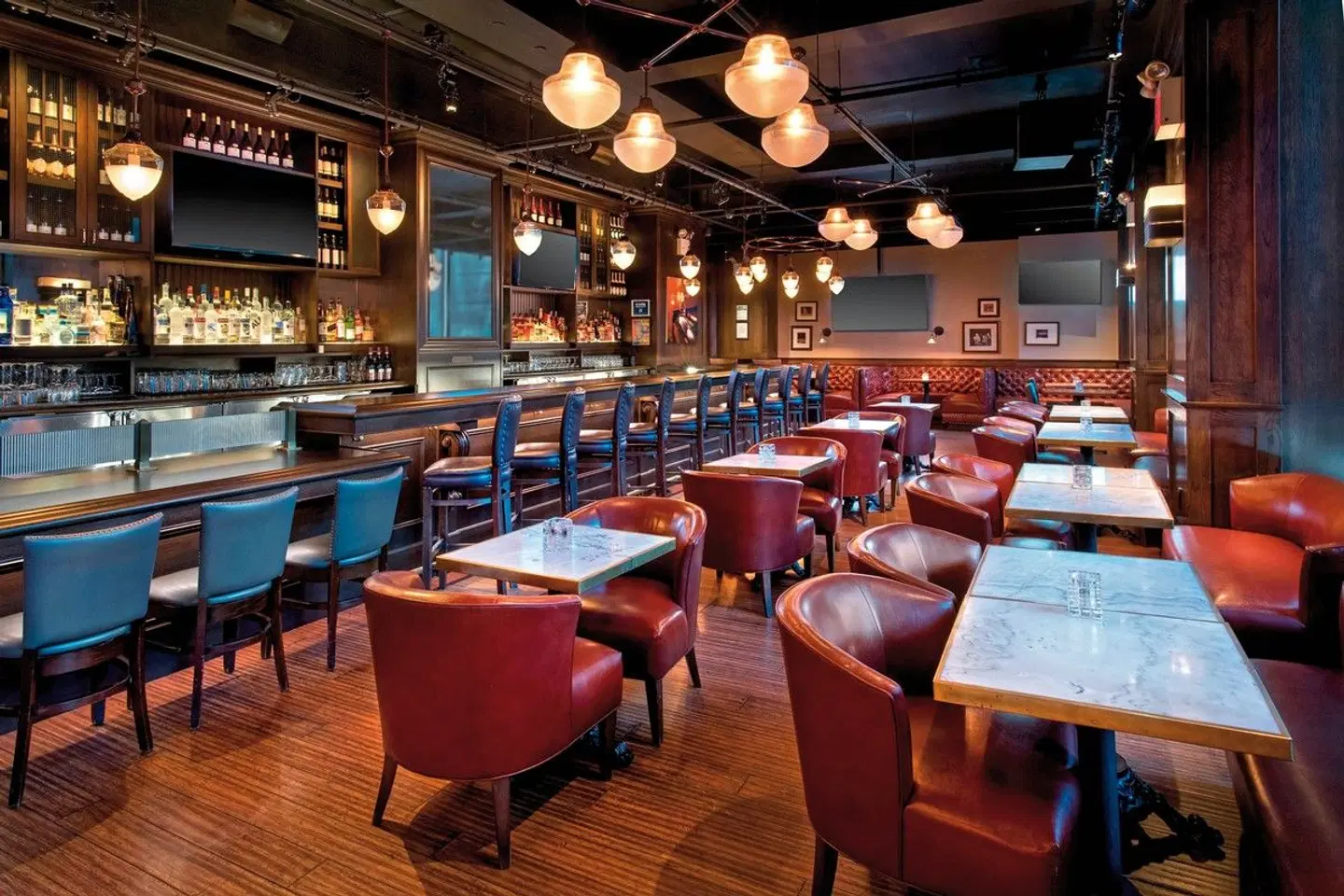 New York Marriott Downtown Bar