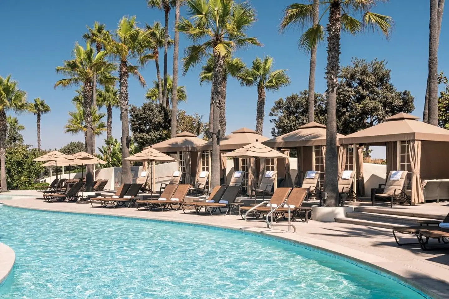 Hyatt Regency Huntington Beach Resort and Spa OUTDOOR_POOL