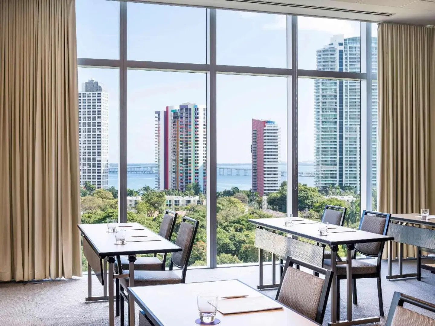Novotel Miami Brickell Restaurant