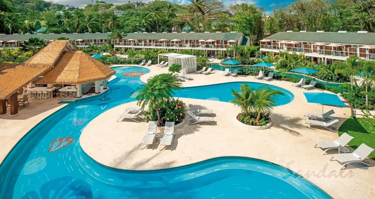 Sandals Halcyon Beach St. Lucia OUTDOOR_POOL