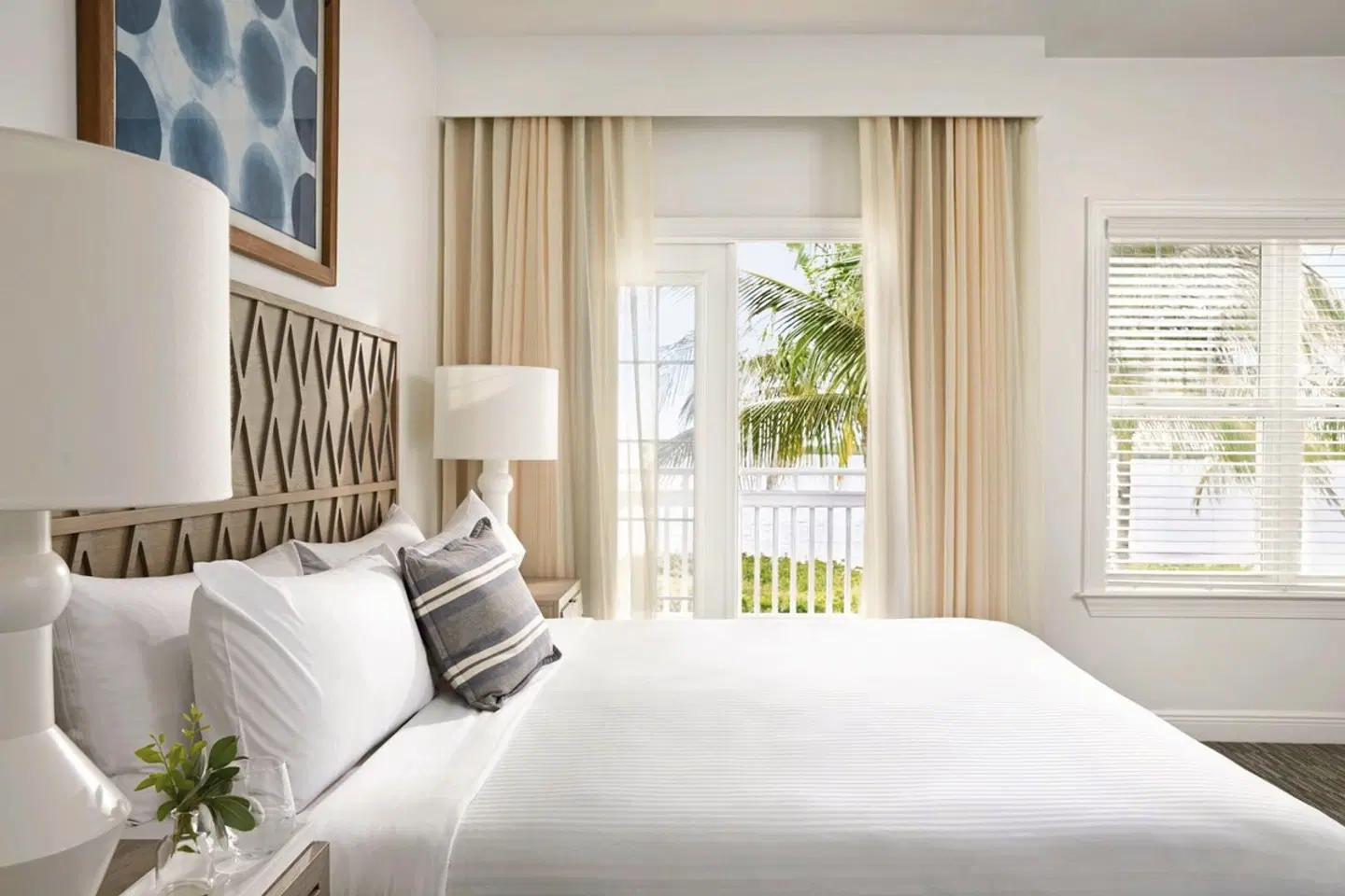 Parrot Key Hotel & Villas ROOM_EXAMPLE