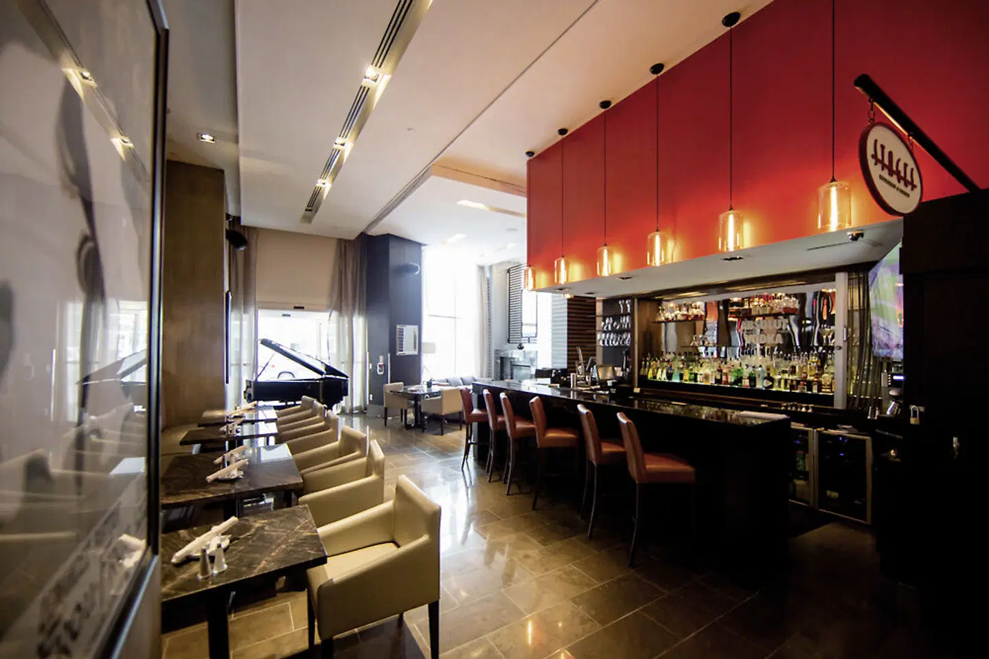 Pantages Hotel Downtown Toronto Bar