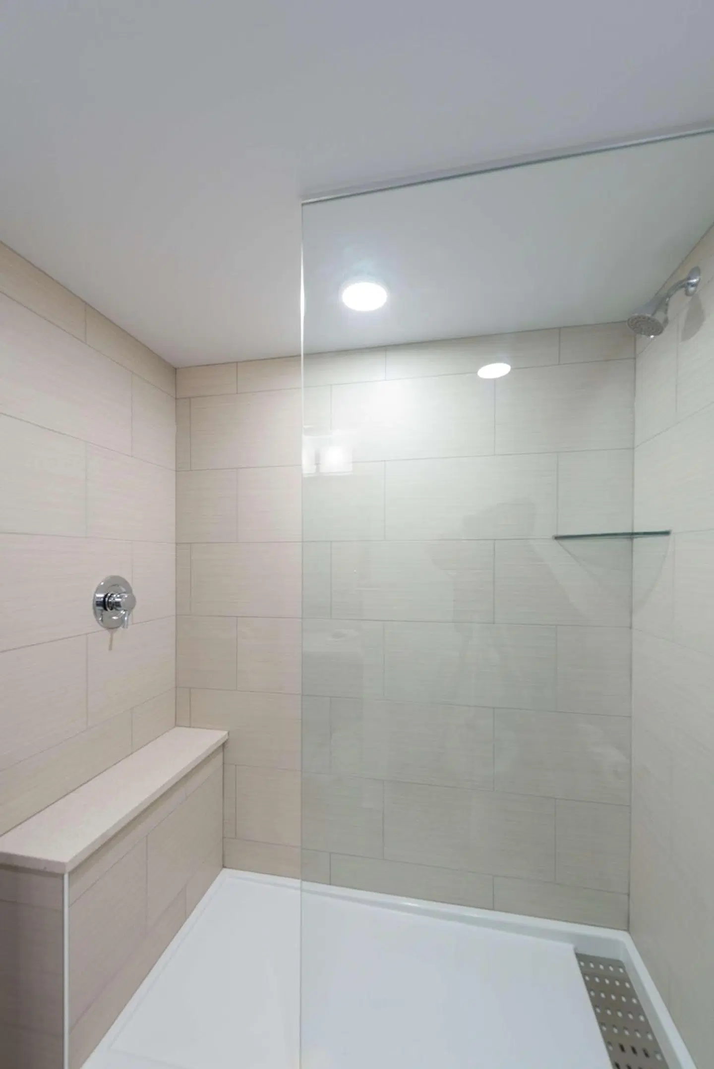 Prestige Treasure Cove Prince George Badezimmer