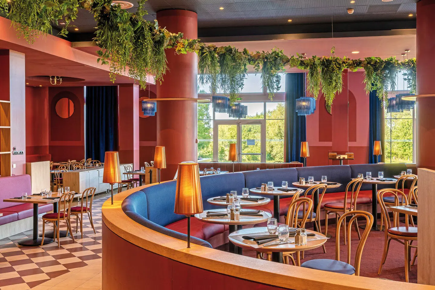 Grand Magic Hotel Restaurant