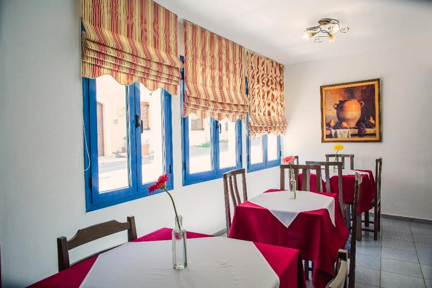 Iliana Hotel Restaurant