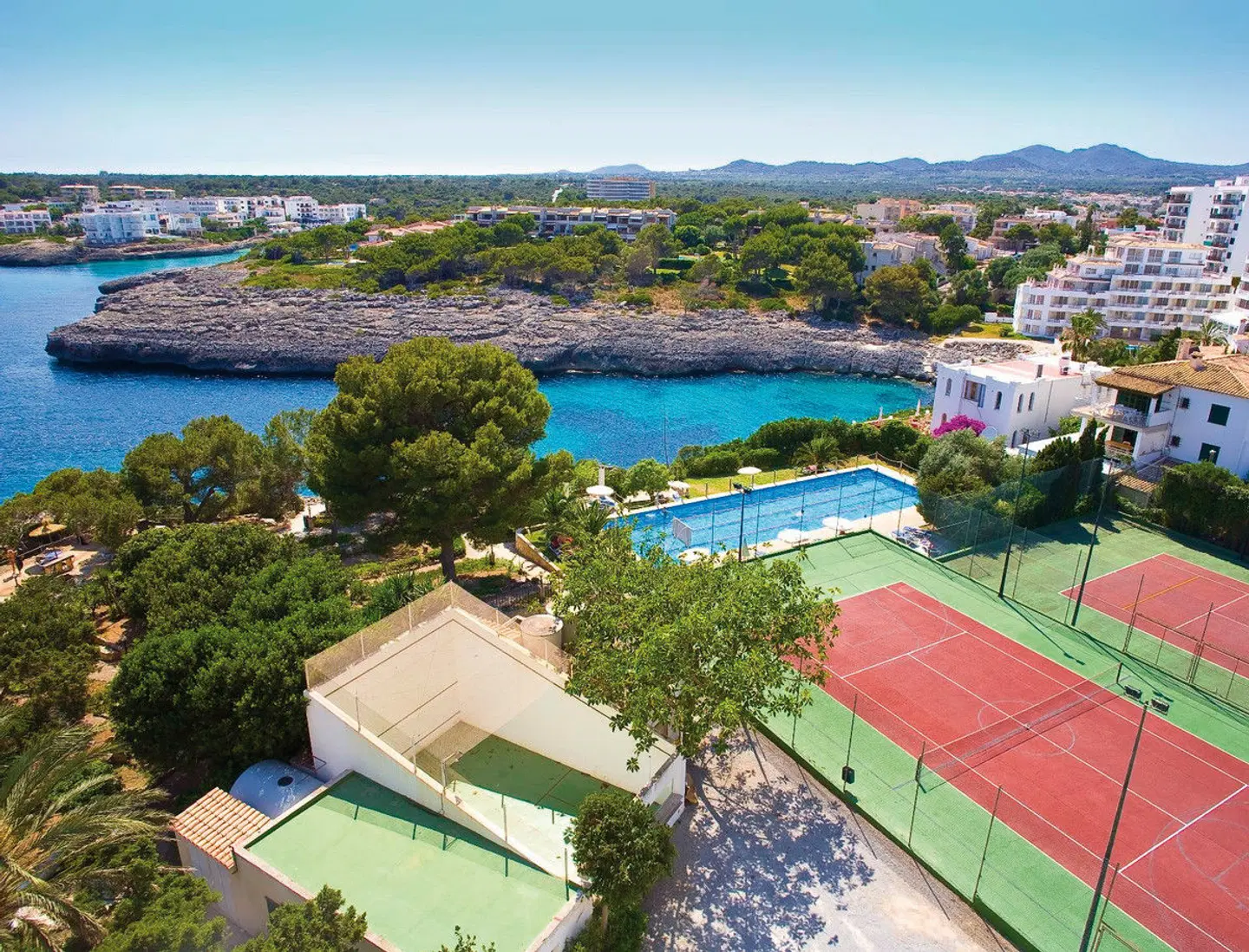 JS Cape Colom SPORTS_AND_LEISURE