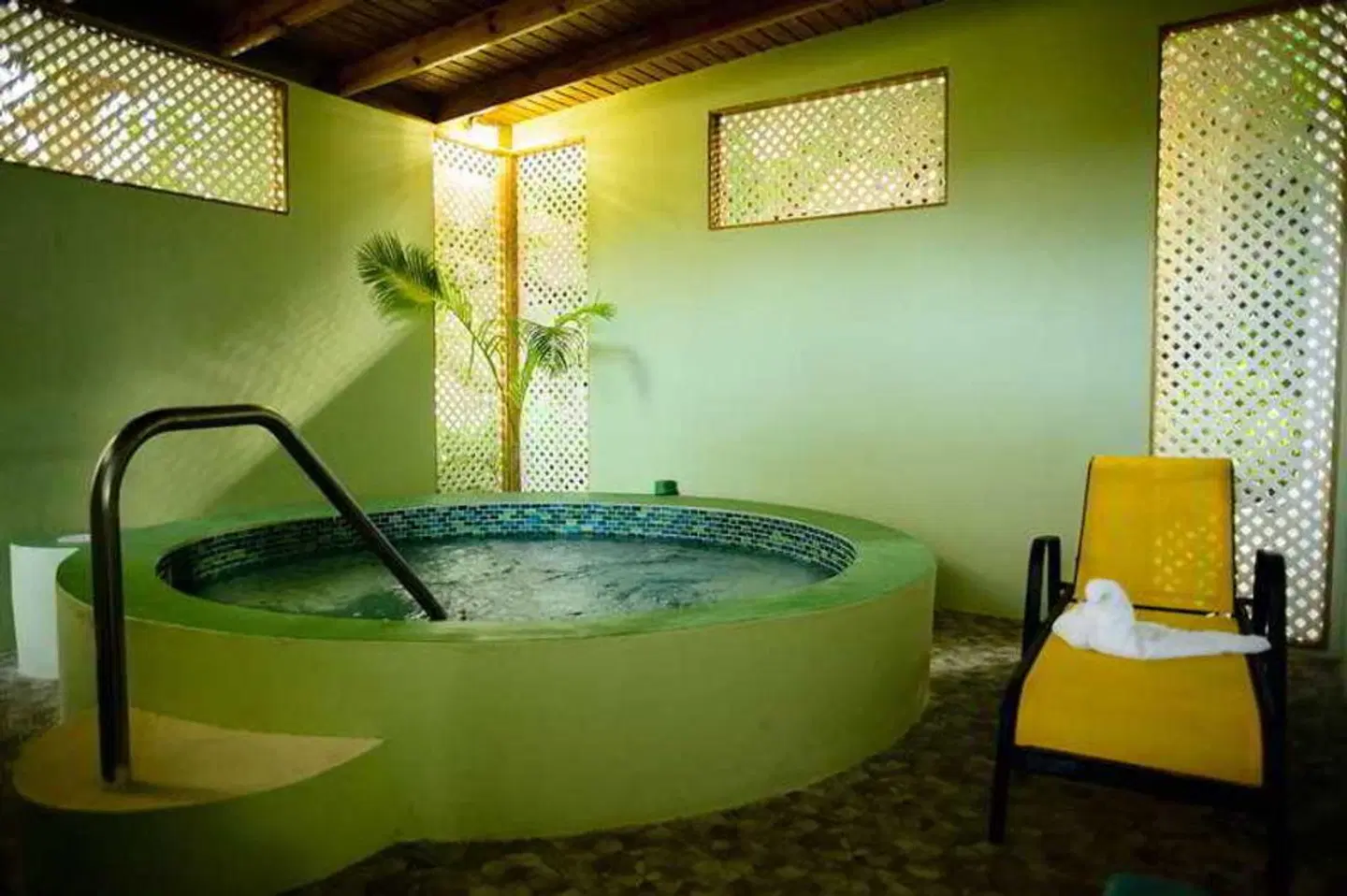 Rondel Village HEALTH_BEAUTY