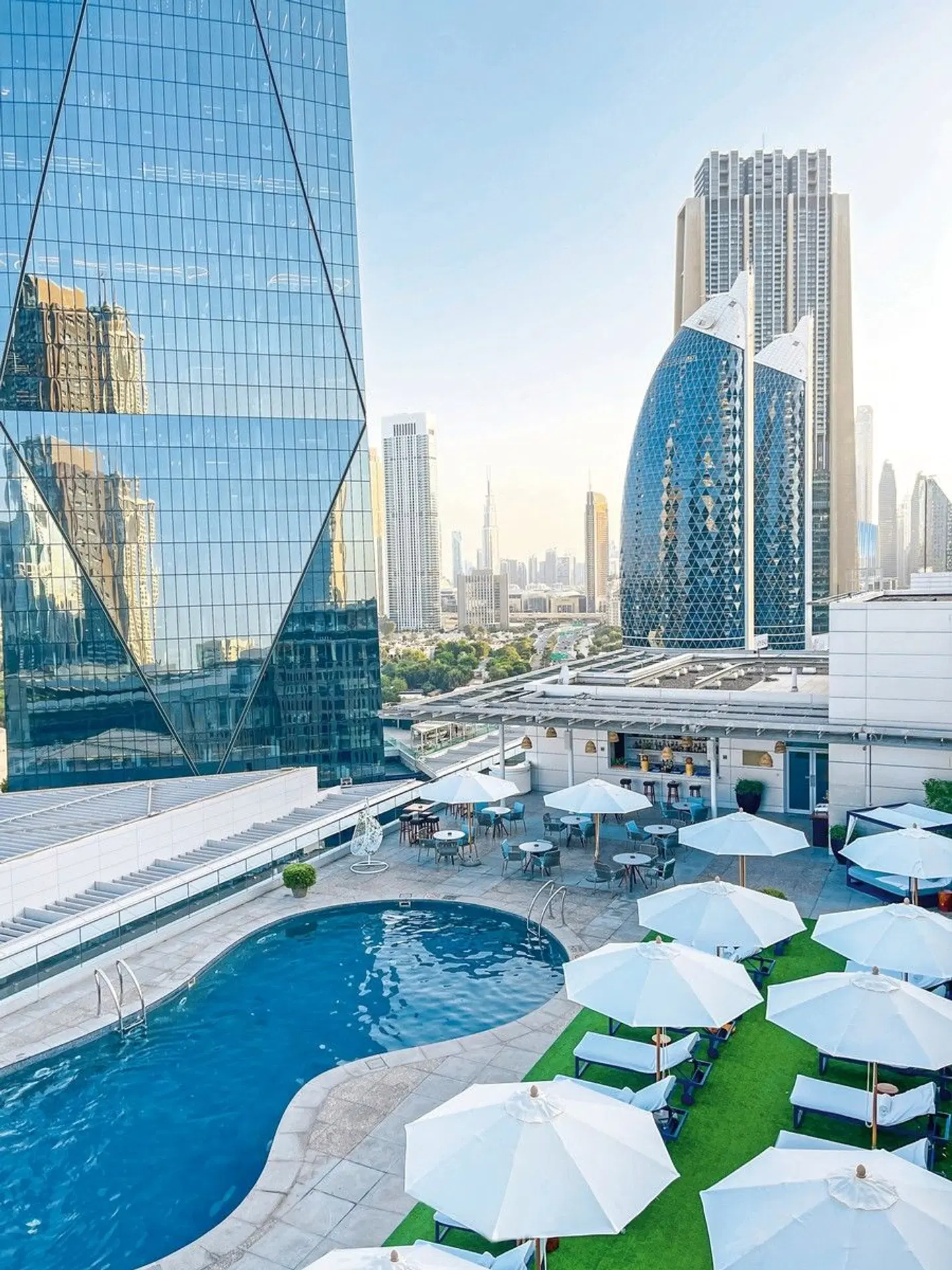The Ritz-Carlton Dubai International Financial Centre OUTDOOR_POOL