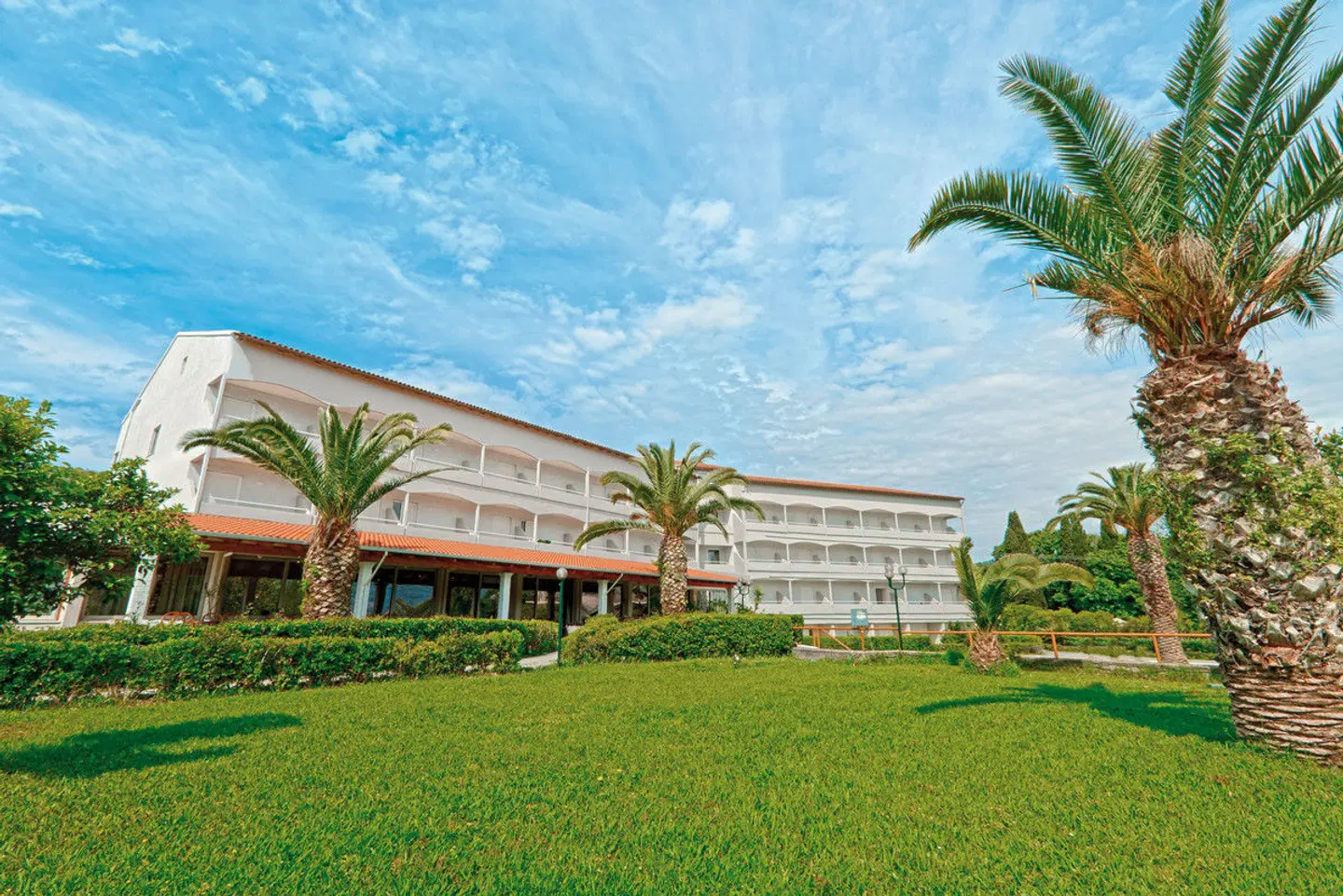 Livadi Nafsika EXTERIOR