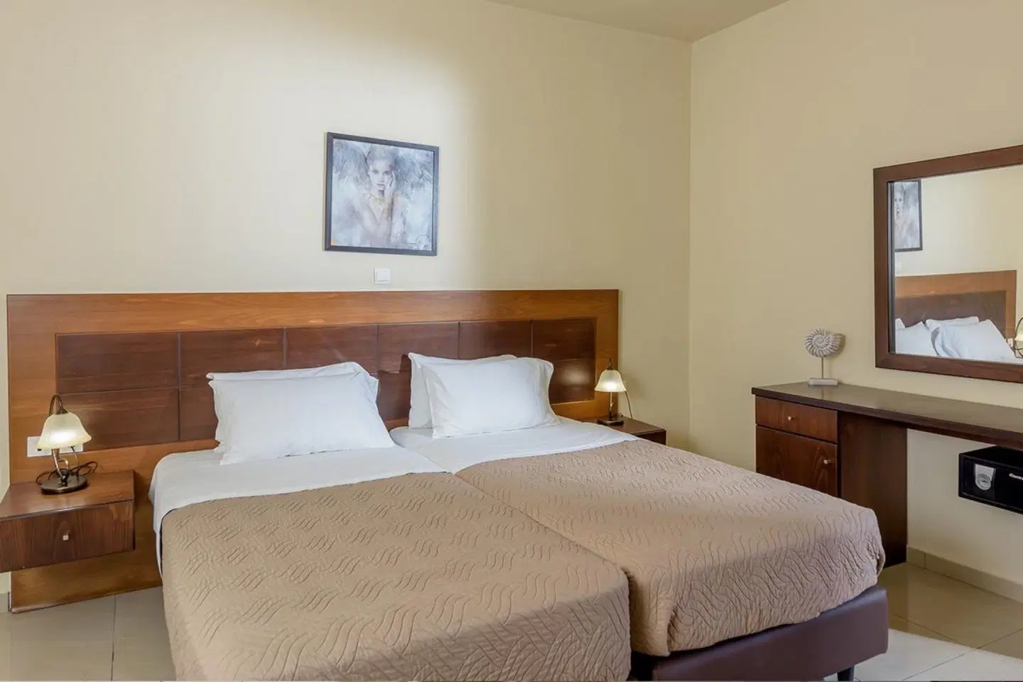 Theo Hotel ROOM_EXAMPLE