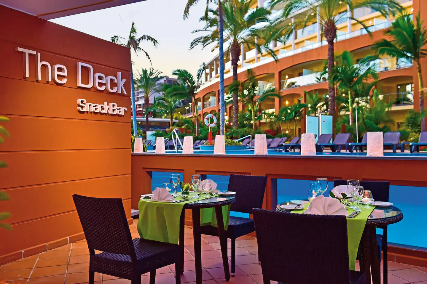 Pestana Promenade Premium Ocean Resort Bar