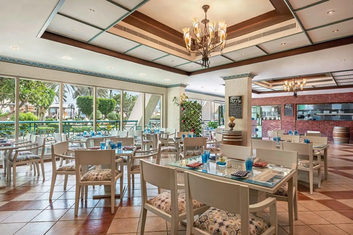 Al Raha Beach Resort & Spa Restaurant