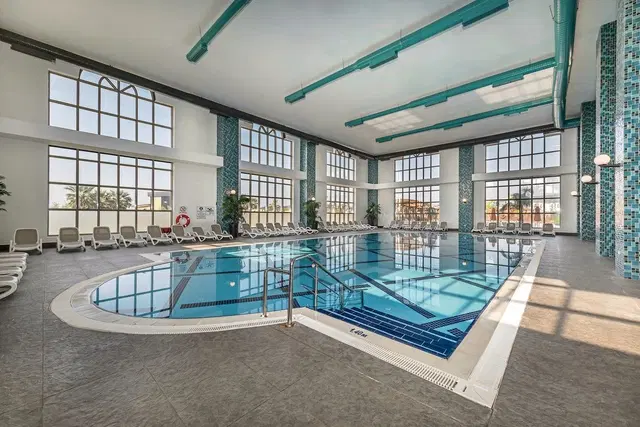 Sunis Efes Royal Palace Resort & Spa Hallenbad