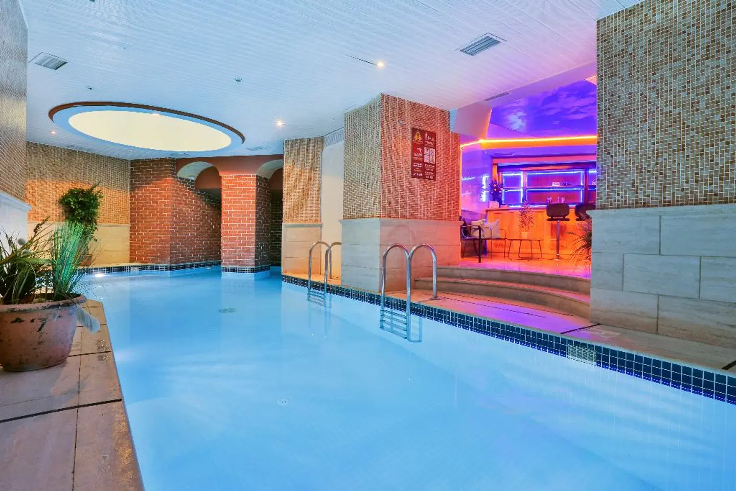 Orient Express & Spa by Orka Hotels Hallenbad