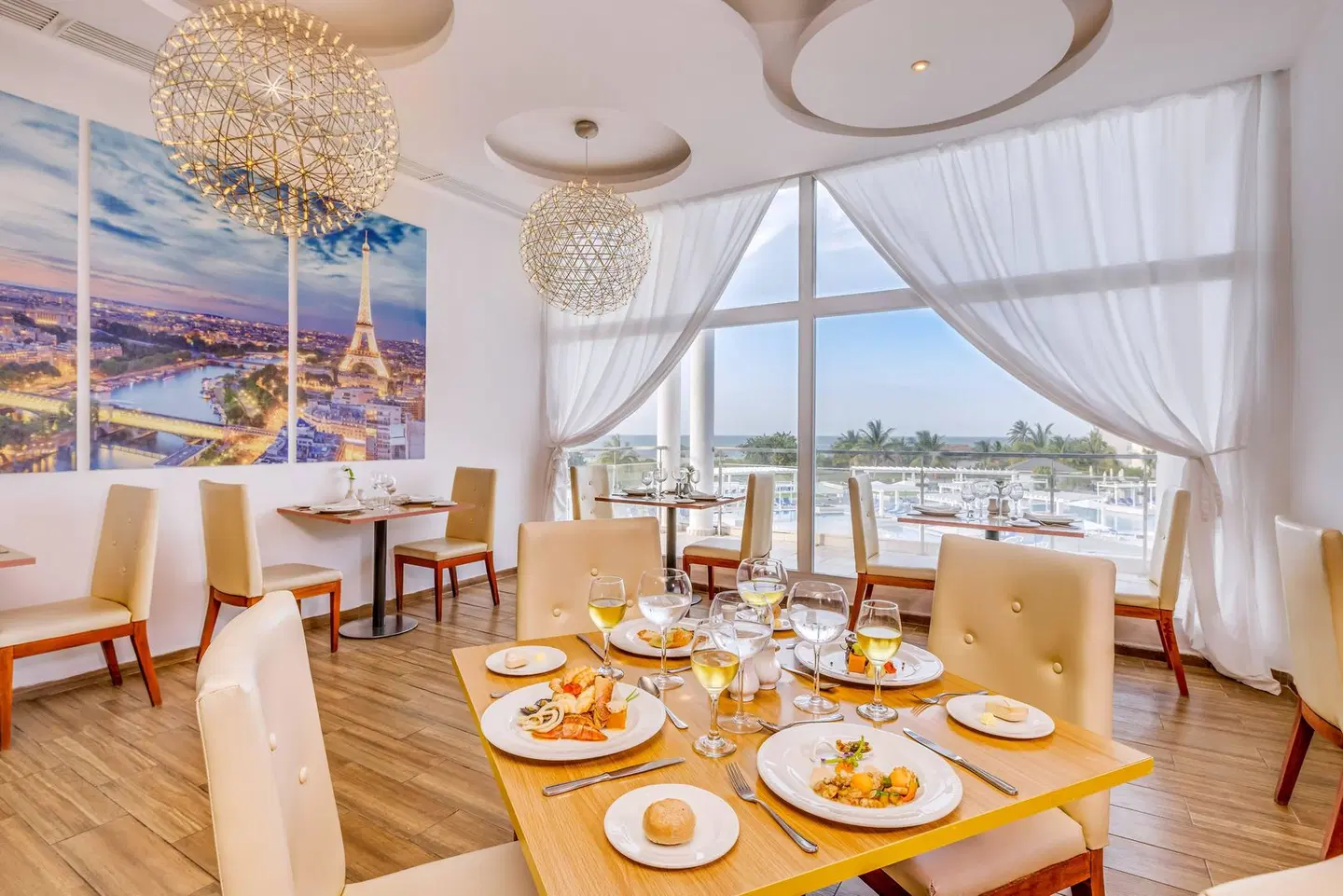 Meliá Costa Rey Restaurant