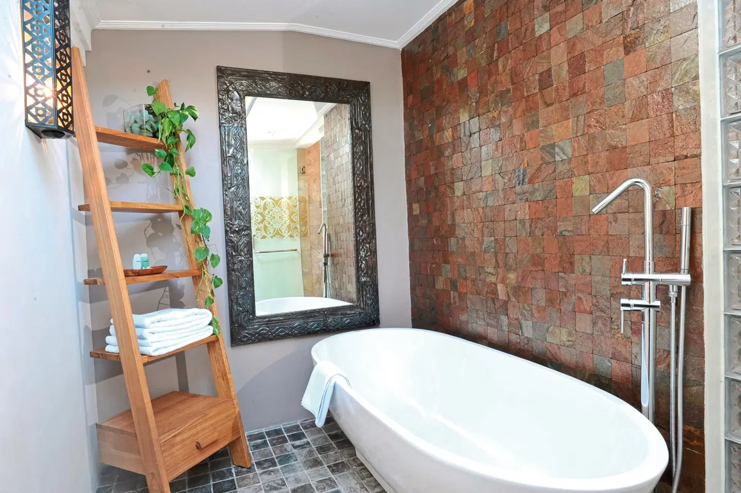 Puri Raja Hotel Legian Bali Badezimmer