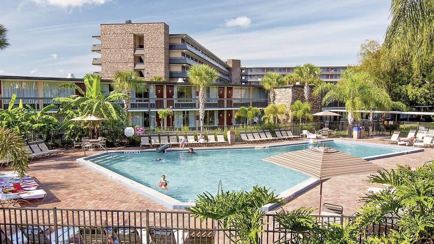 Rosen Inn at Pointe Orlando OUTDOOR_POOL