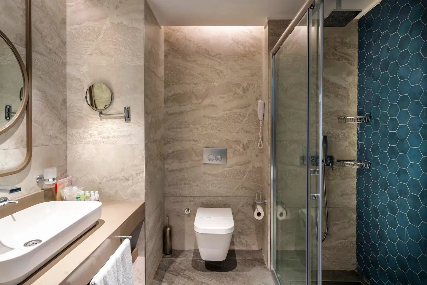 Calyptus Kirman Premium Badezimmer