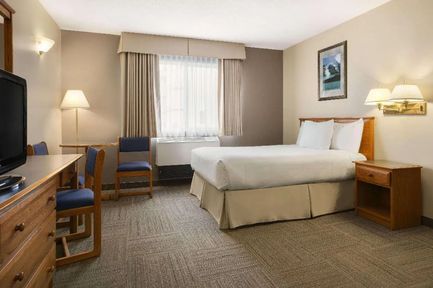 Days Inn Hinton-Jasper ROOM_EXAMPLE